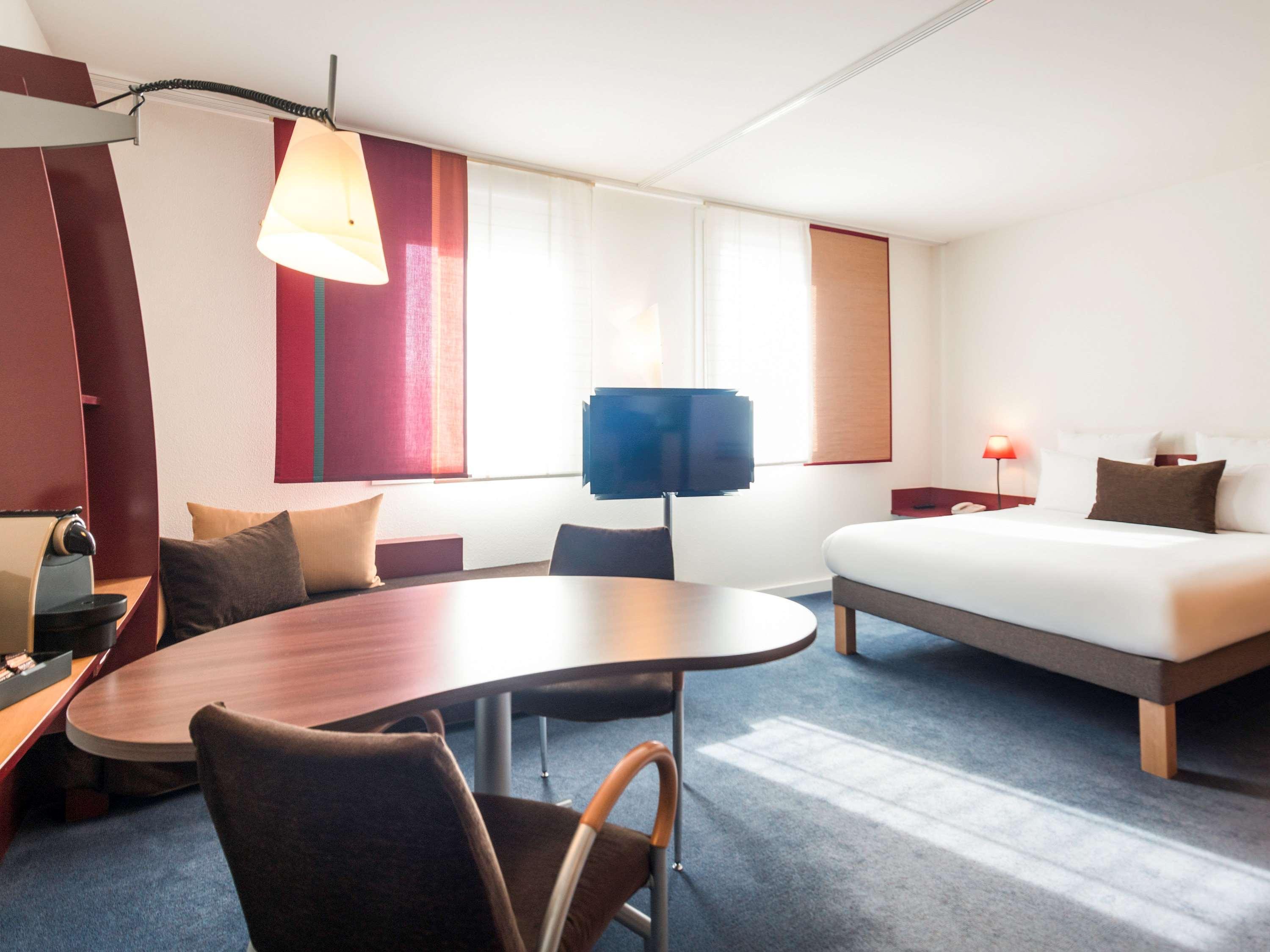 Novotel Suites Reims Centre Екстер'єр фото